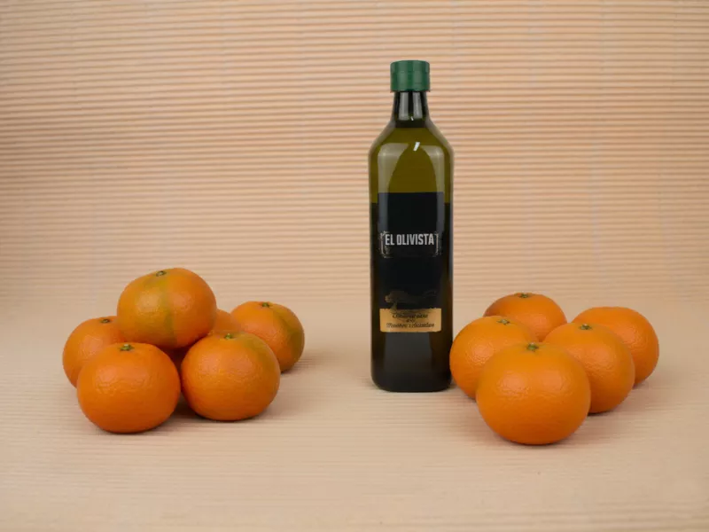 Boîte Mixte 15 kg (14 kg mandarines + 1 L Huile)