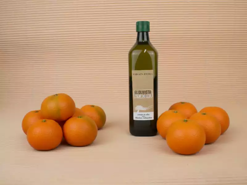Boîte Mixte BIO 10 kg (9 kg mandarines + 1 L Huile)
